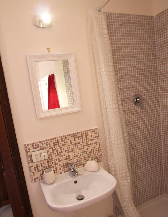 Guesthouse Nuvole Olbia Exterior foto