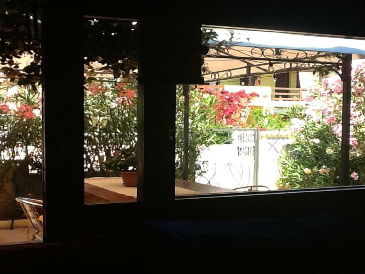 Guesthouse Nuvole Olbia Exterior foto